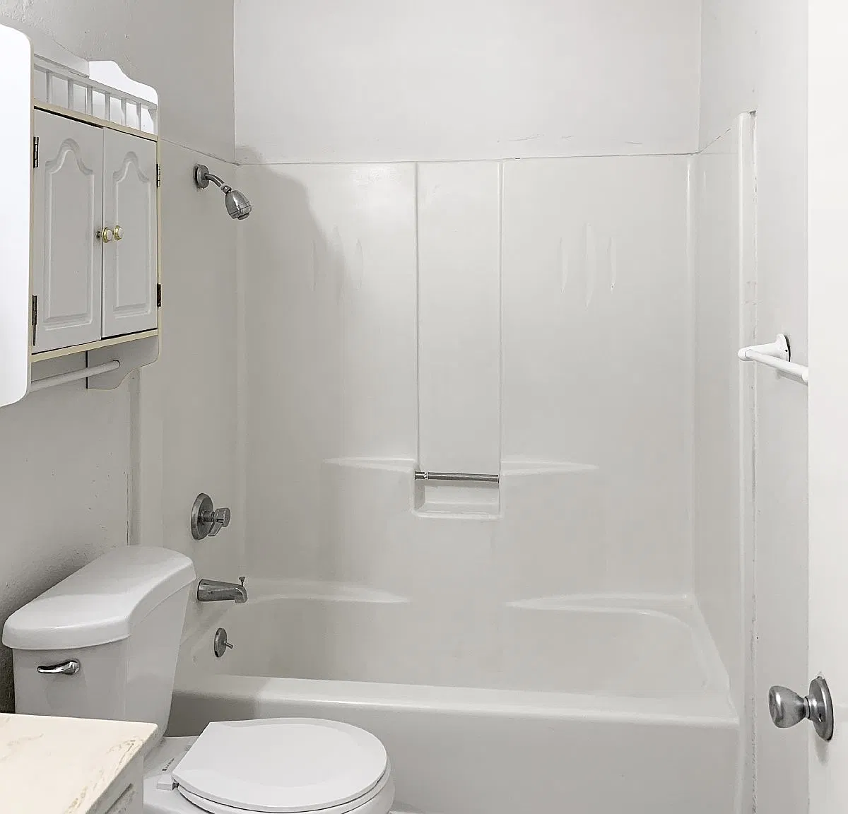 2 bed, 1.0 bath, 760 sqft, $900 — Photo 4