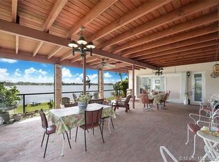 8250 SW 48th St, Miami, FL 33155