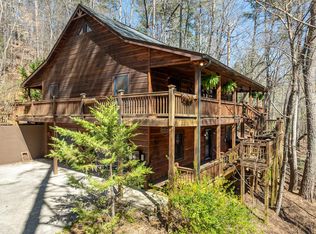 30 Gothic Ct, Ellijay, GA 30540
