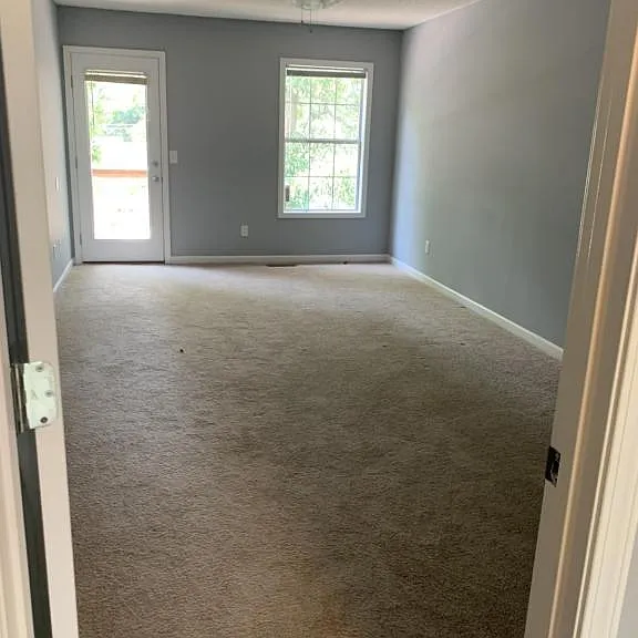 104 Commons Dr — Photo 13