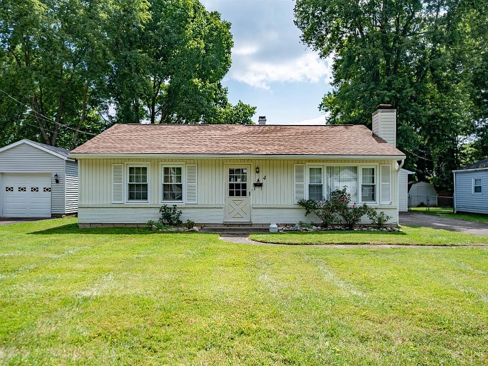 1st image of 4 Apple Ln