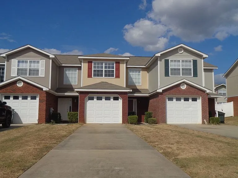 107 Wakefield Way — Photo 2