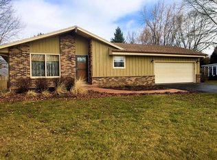 3586 Town Line Rd, West Bend, WI 53095