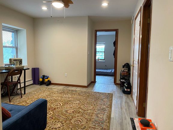4th image of 17 Prospect St #7