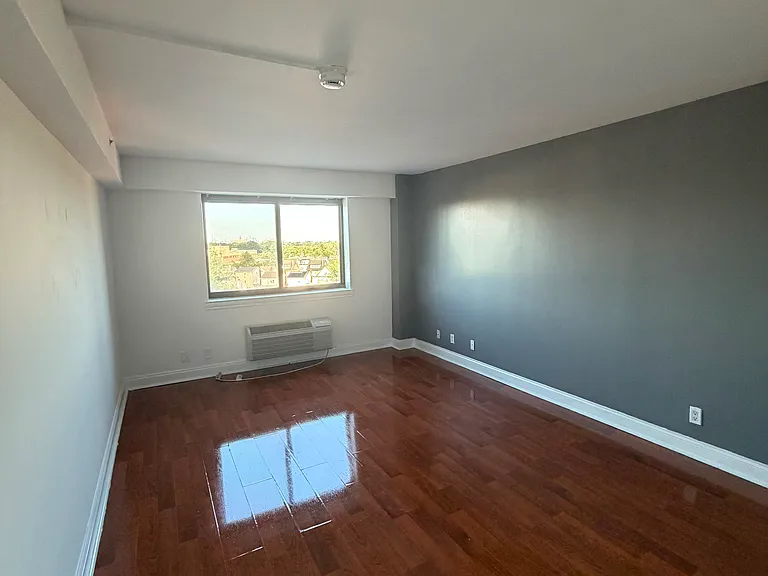 60 Parkway Dr E #6B — Photo 15