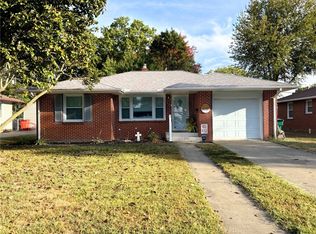 3020 Oak Ave, Mattoon, IL 61938