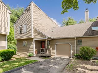 20 Elm Meadows #20, Enfield, CT 06082