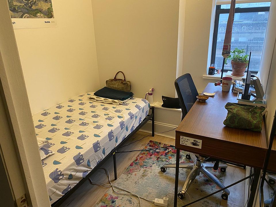 1st image of 50 W 34th St APT 14A10