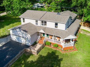 6N419 Forest Ave, Saint Charles, IL 60174