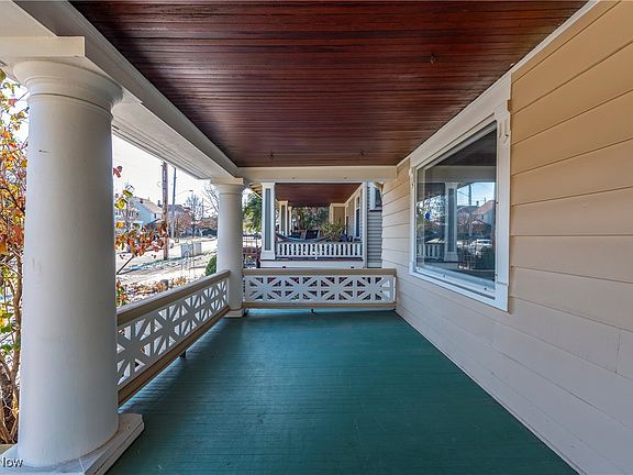 3rd image of 1358 Granger Ave