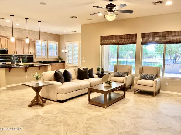 3711 E OLD STONE Circle N, Chandler, AZ 85249