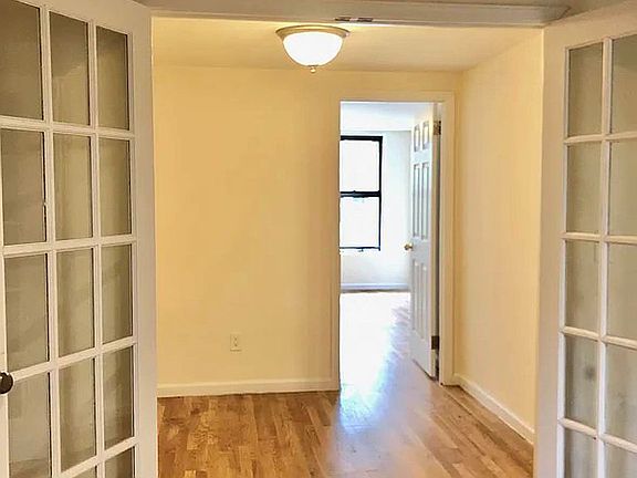 2nd image of 113 Saint Marks Pl APT 3E