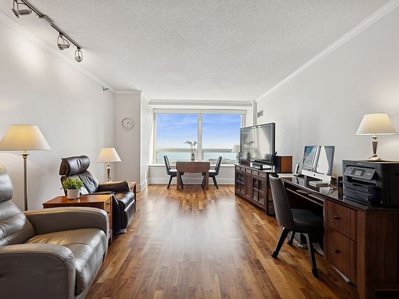 5th image of 512 N McClurg Ct APT 3505