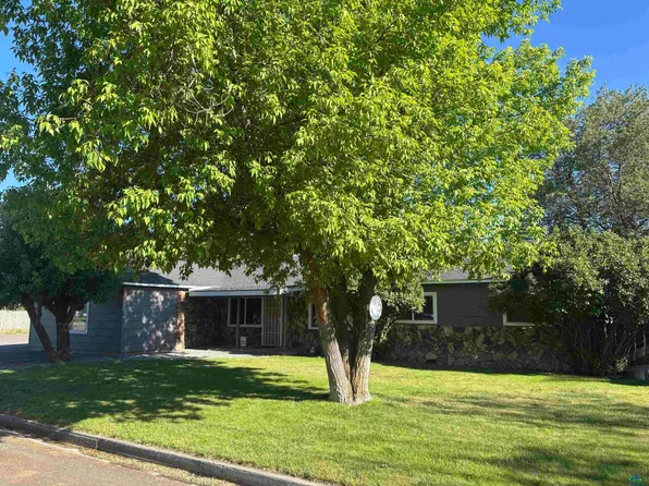 1401 W 11th St, Alturas, CA 96101