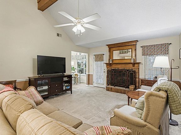 5th image of 6593 Woodpark Ln