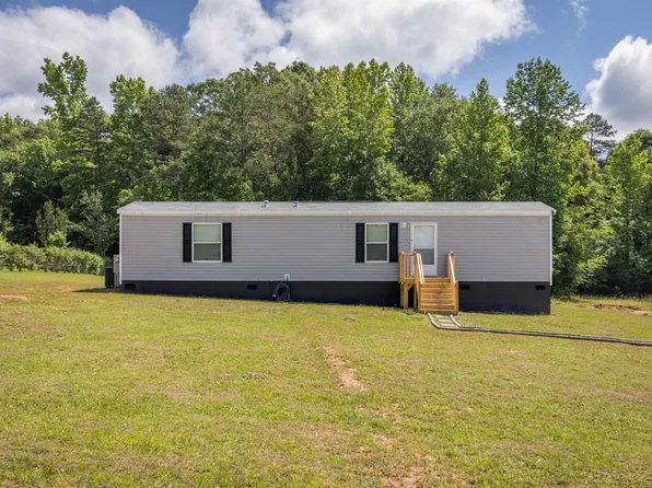 105 Gray Barn Rd, Laurens, SC 29360