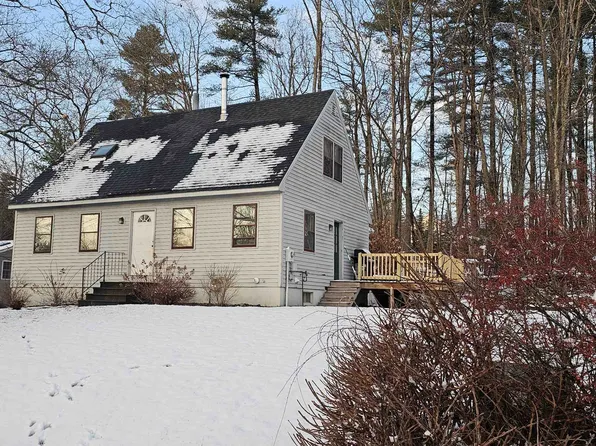 8 Rochester Lane, Concord, NH 03301