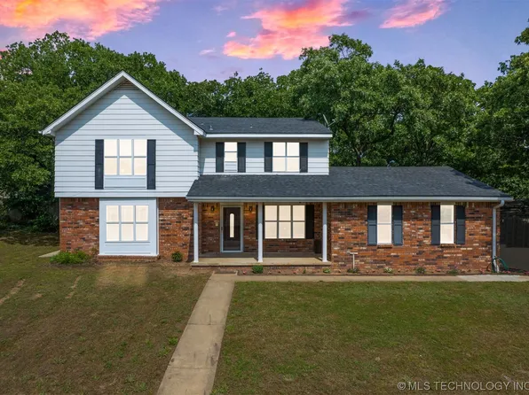 605 S Lakeridge Dr, Bristow, OK 74010