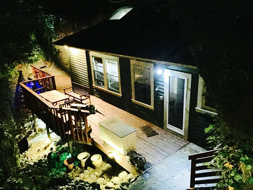 1st image of 25 Laurel Dr