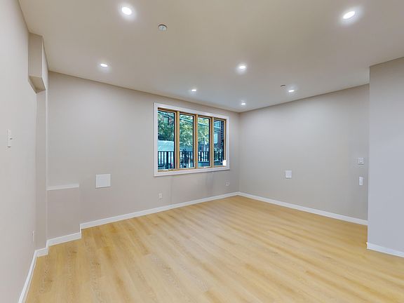 5th image of 26-28 18th St #1L