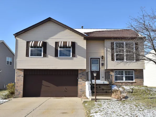 8907 North 70th STREET, Milwaukee, WI 53223