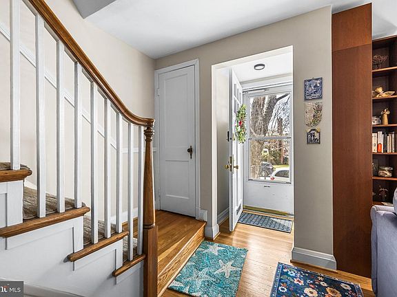5th image of 6447 Blenheim Rd