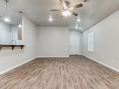 616 Maleah Pl #B — Photo 12