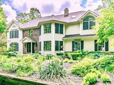 11295 Wellington Dr, Chardon, OH, 44024
