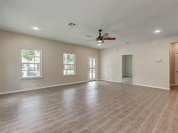 4th image of 3215 Needville Ave