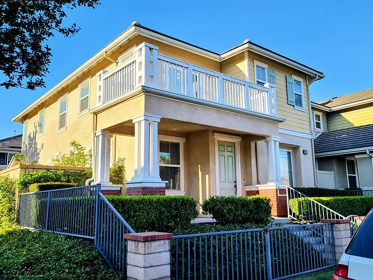 2710 Brewer St — Photo 20