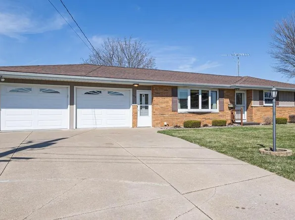 143 Crest View Drive, Potosi, WI 53820