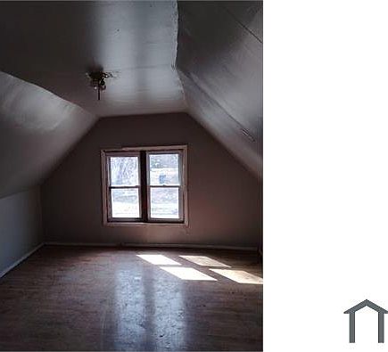 2nd image of 10541 S State St