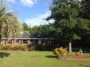 1003 Dennis Dr, Hanahan, SC 29410