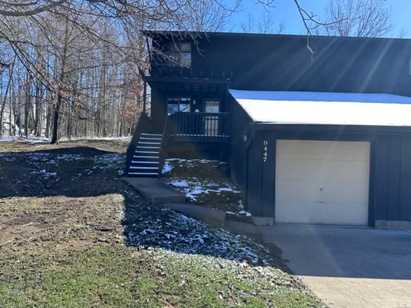 9447 Madison Ln #121, North Royalton, OH 44133