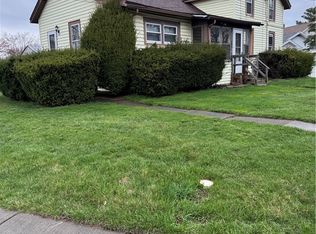 9604 Cayuga Dr, Niagara Falls, NY
