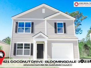 421 Coconut Dr, Bloomingdale, GA 31302