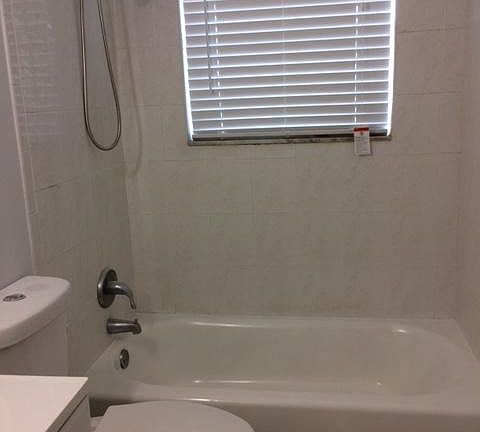 4th image of 4641 Chariot Cir
