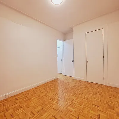 Rented by New York Residence | media 47