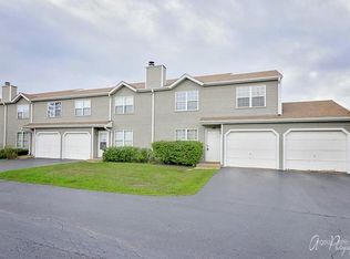 510 Meadow Hill Ln, Round Lake Beach, IL