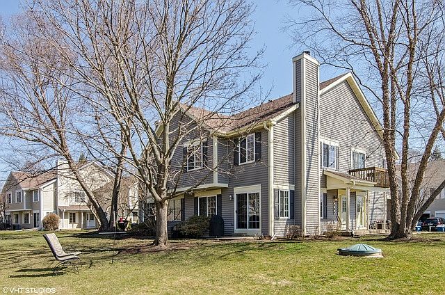 1st image of 904 Surrey Ln #0