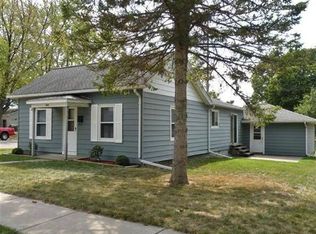 569 E Jackson St, Ripon, WI 54971