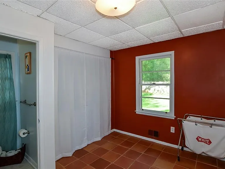 Fourth bedroom