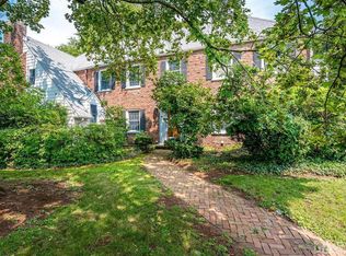 82 Spring St, Metuchen, NJ 08840