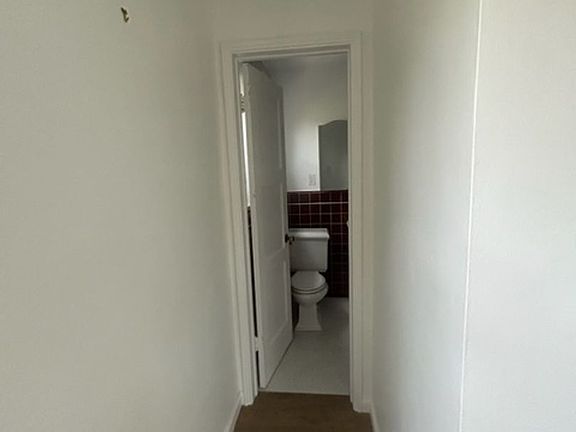 2nd image of 1423 Cloverfield Blvd APT A