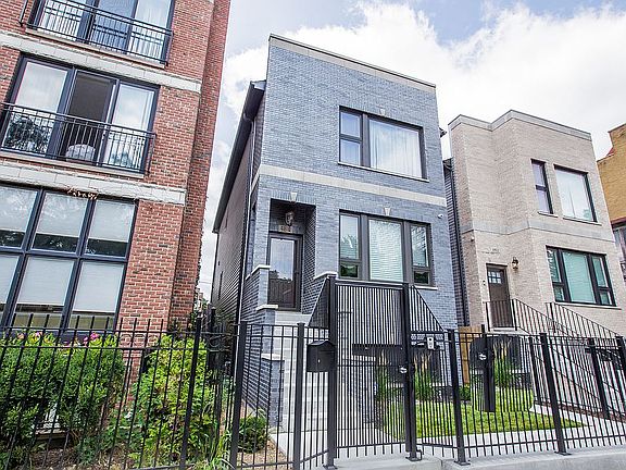 2nd image of 4814 S Dr Martin Luther King Jr Dr