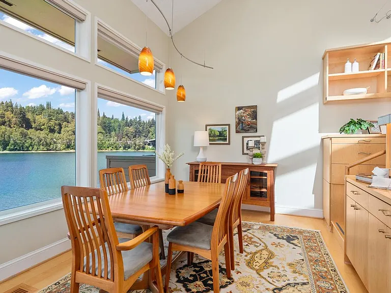 318 SE Spokane St #3 — Photo 14