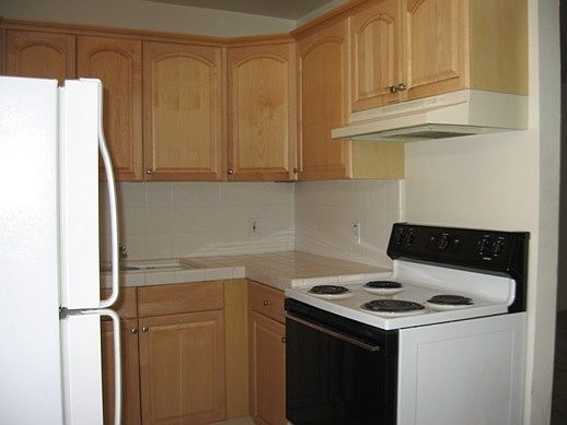 3rd image of 844 Maryann Dr APT 12
