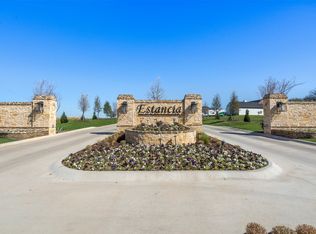 2043 Vaquero St, Weatherford, TX 76087