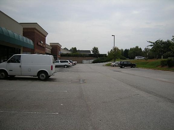 2nd image of 1123 McDonough Pl