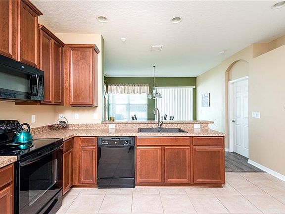 3rd image of 8224 Summer Wood Ln